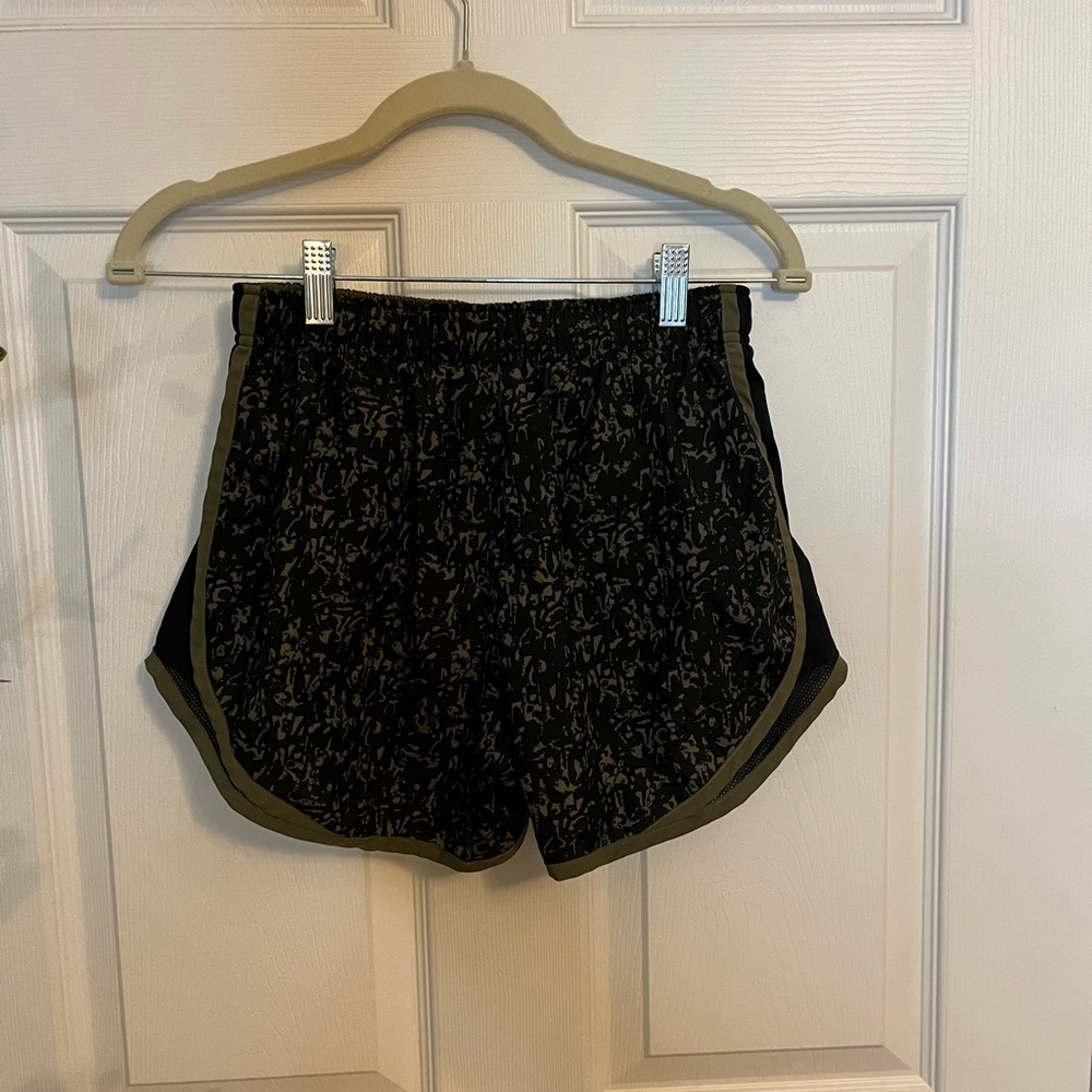 Nike Women's Black Running Shorts - Picture 2 of 3